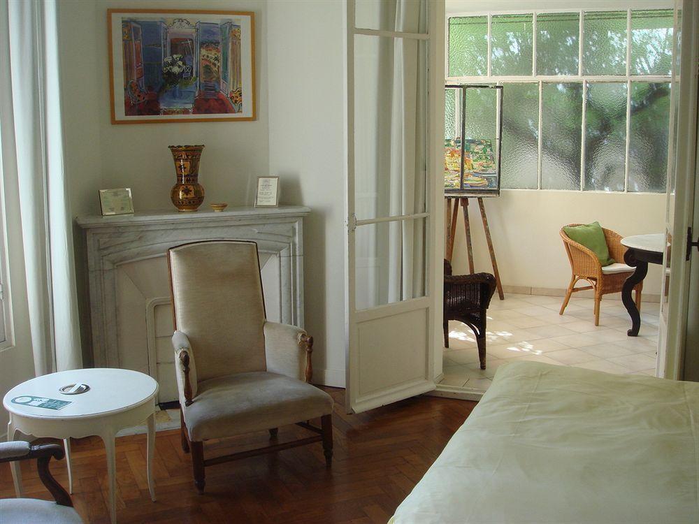 Hotel Villa Les Cygnes Nice Bagian luar foto