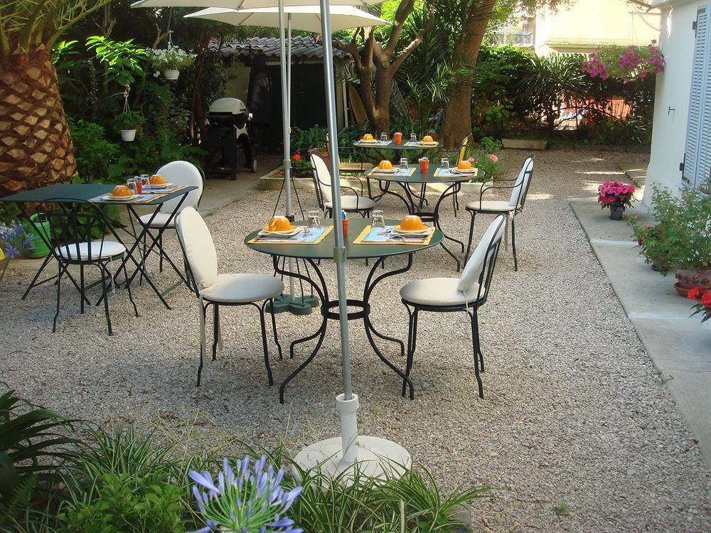Hotel Villa Les Cygnes Nice Bagian luar foto