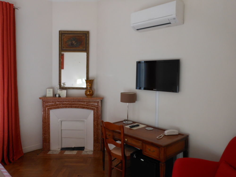 Hotel Villa Les Cygnes Nice Bagian luar foto