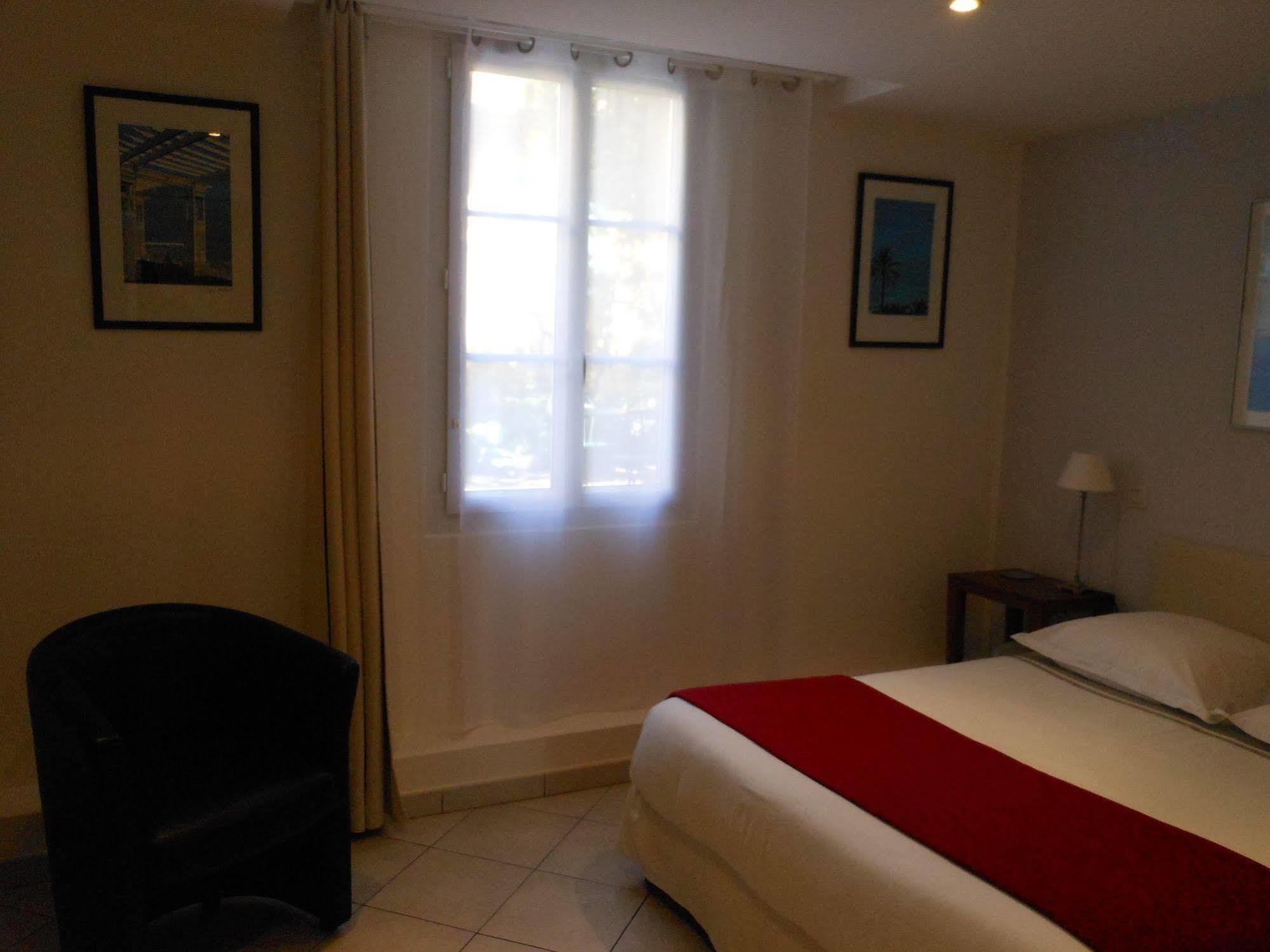 Hotel Villa Les Cygnes Nice Bagian luar foto