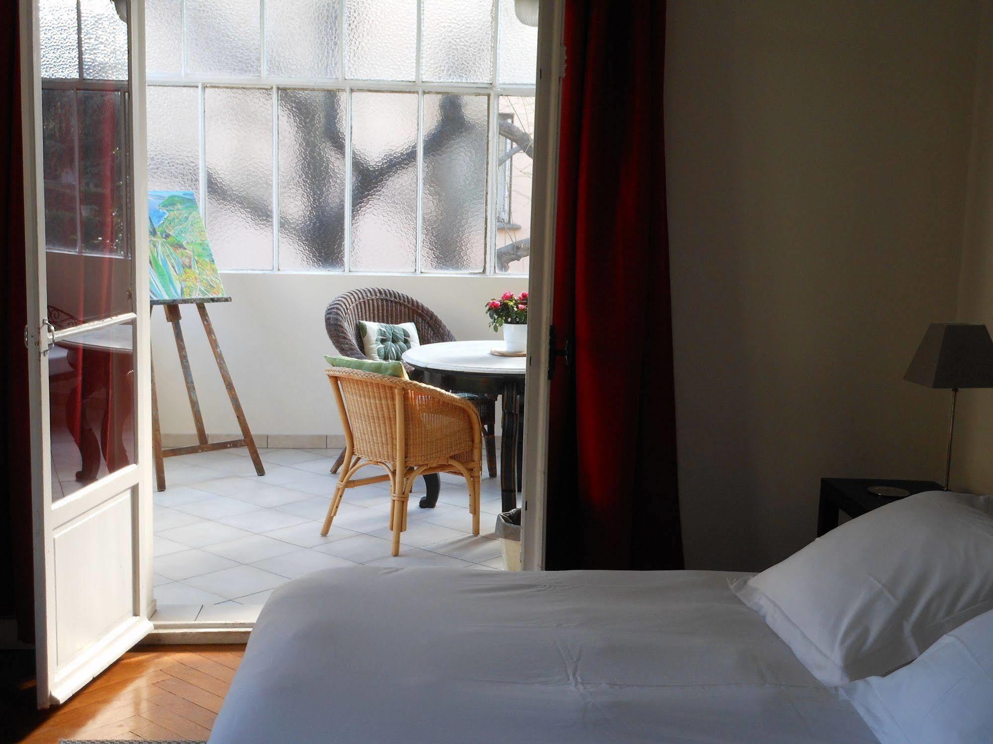 Hotel Villa Les Cygnes Nice Bagian luar foto